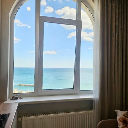 студия с видом на море Apartment Odesa